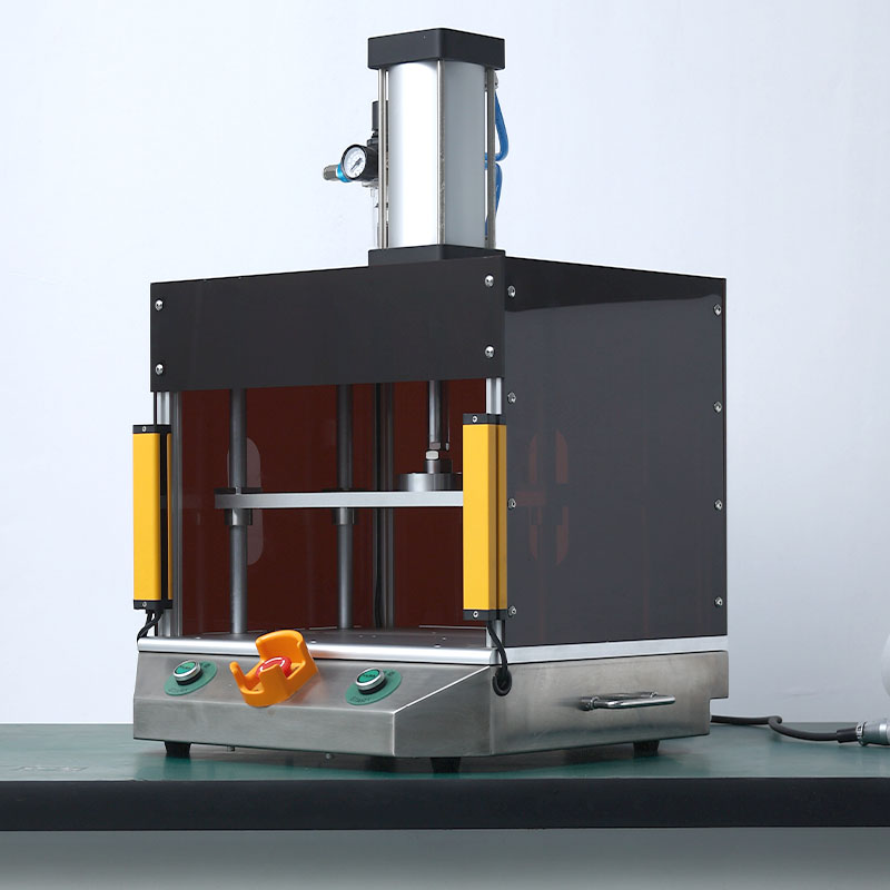 CongoAir tightness test fixture